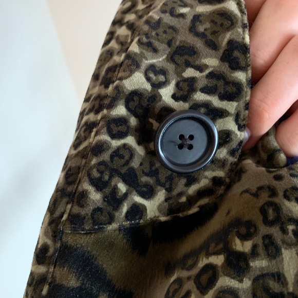 VINTAGE Leopard Print Coat - Picture 3 of 6